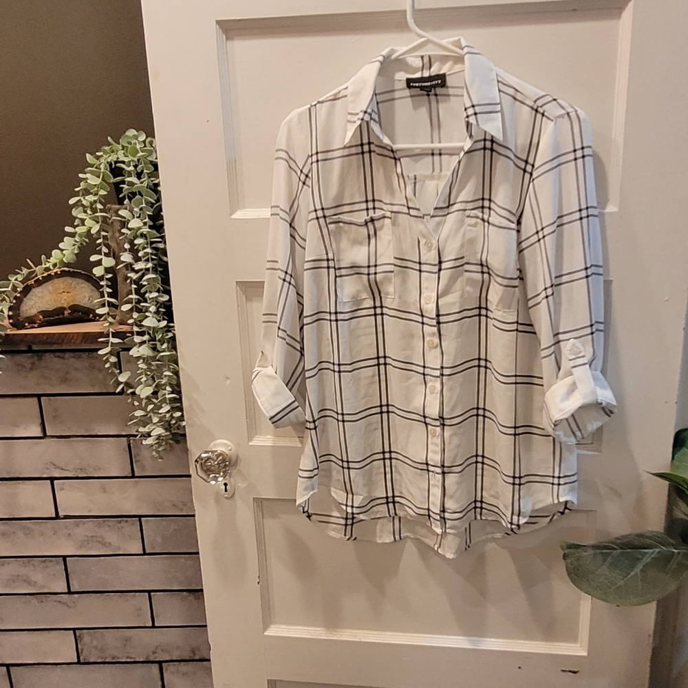Fortune and Ivy Button Down